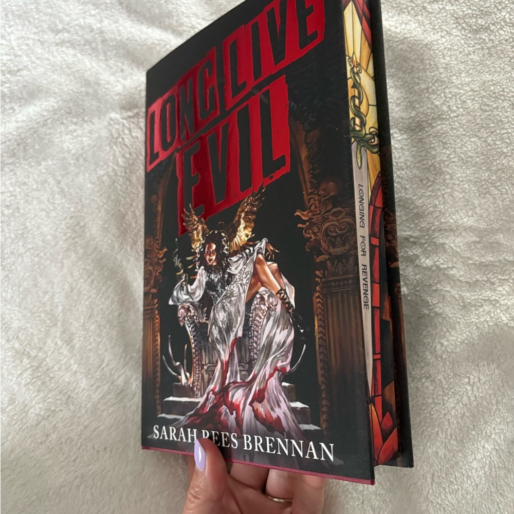 Long Live Evil Book by Sarah Rees Brennan